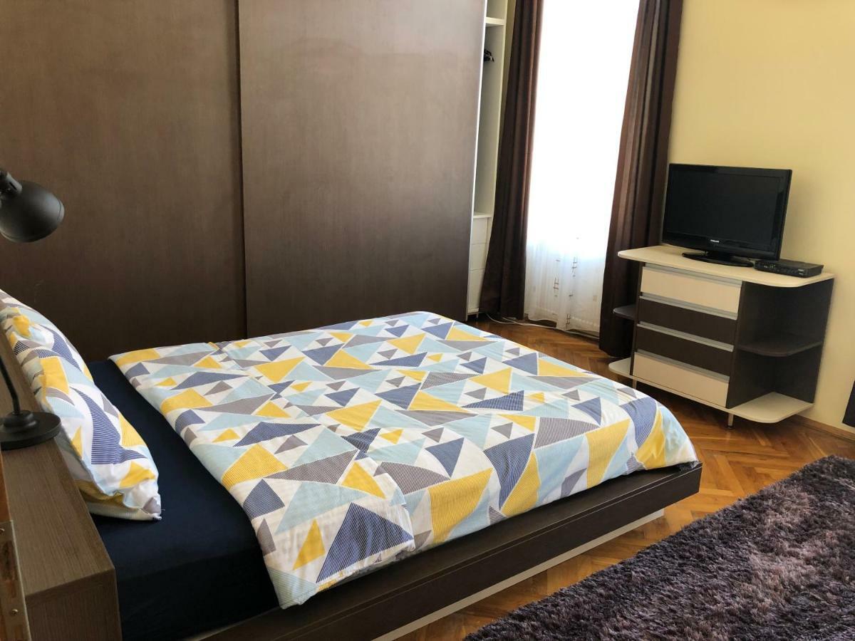 Schei Apartment 2 บราชอฟ ภายนอก รูปภาพ